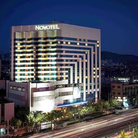 Novotel Ambassador Doksan Seúl Exterior foto